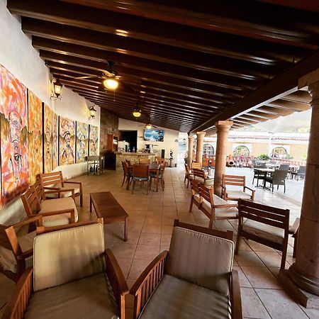 Hotel Hacienda Ventana Del Cielo เตโปซตลัน ภายนอก รูปภาพ