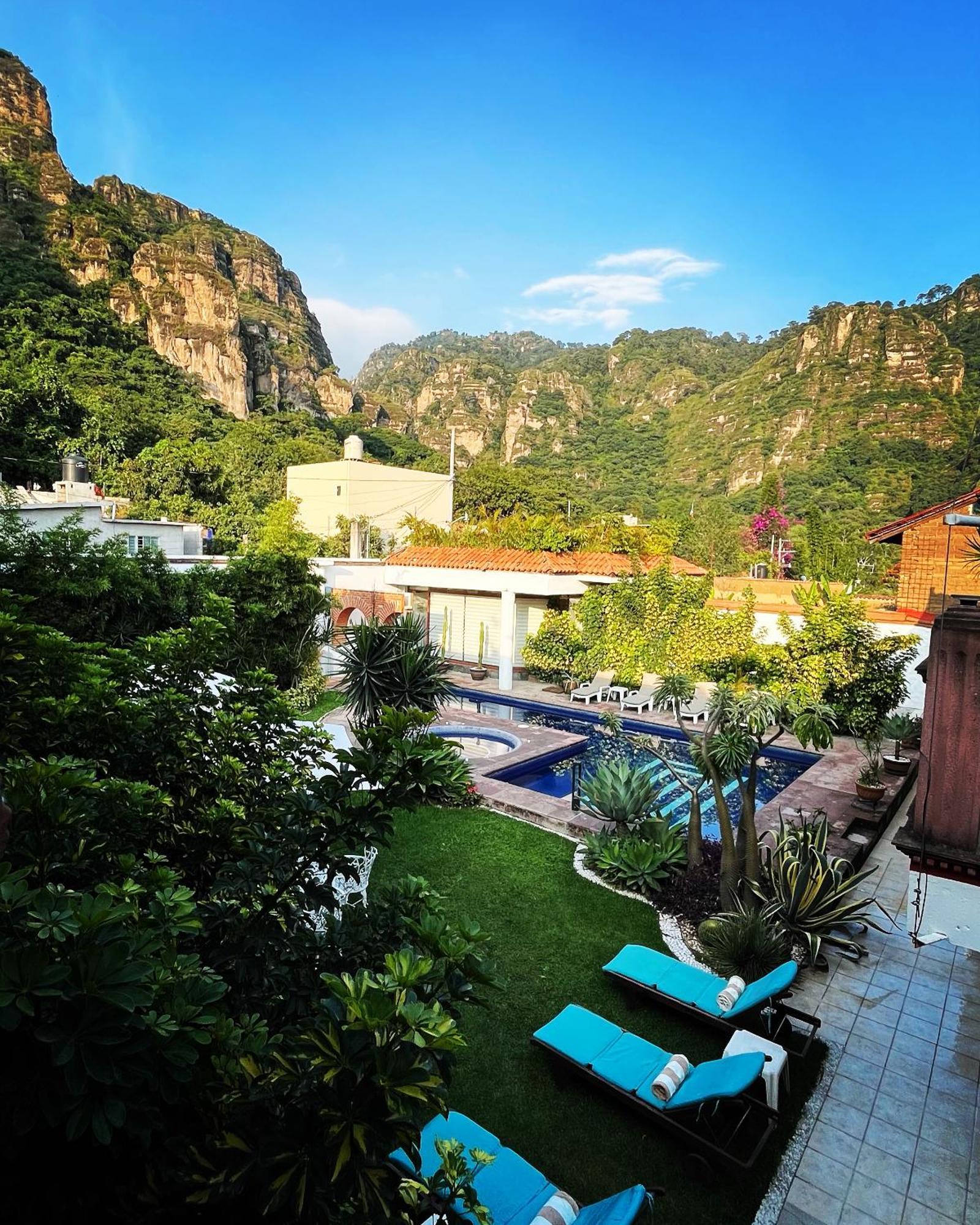 Hotel Hacienda Ventana Del Cielo เตโปซตลัน ภายนอก รูปภาพ