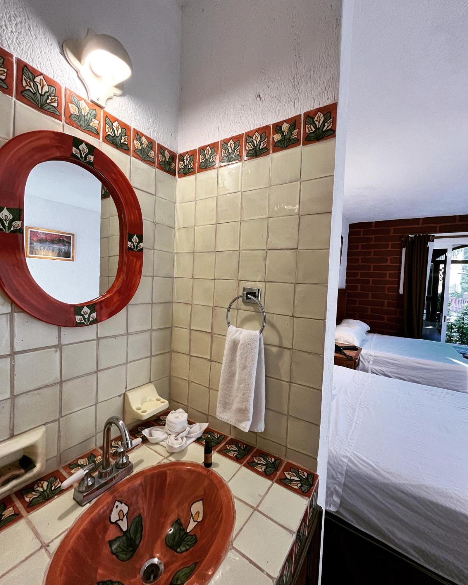 Hotel Hacienda Ventana Del Cielo เตโปซตลัน ภายนอก รูปภาพ