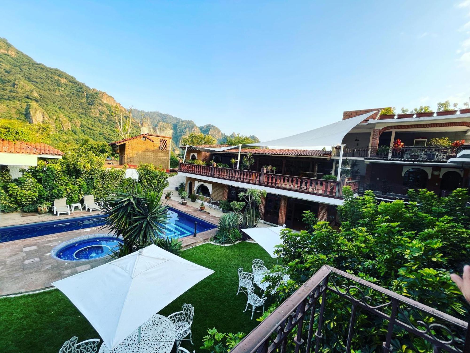 Hotel Hacienda Ventana Del Cielo เตโปซตลัน ภายนอก รูปภาพ
