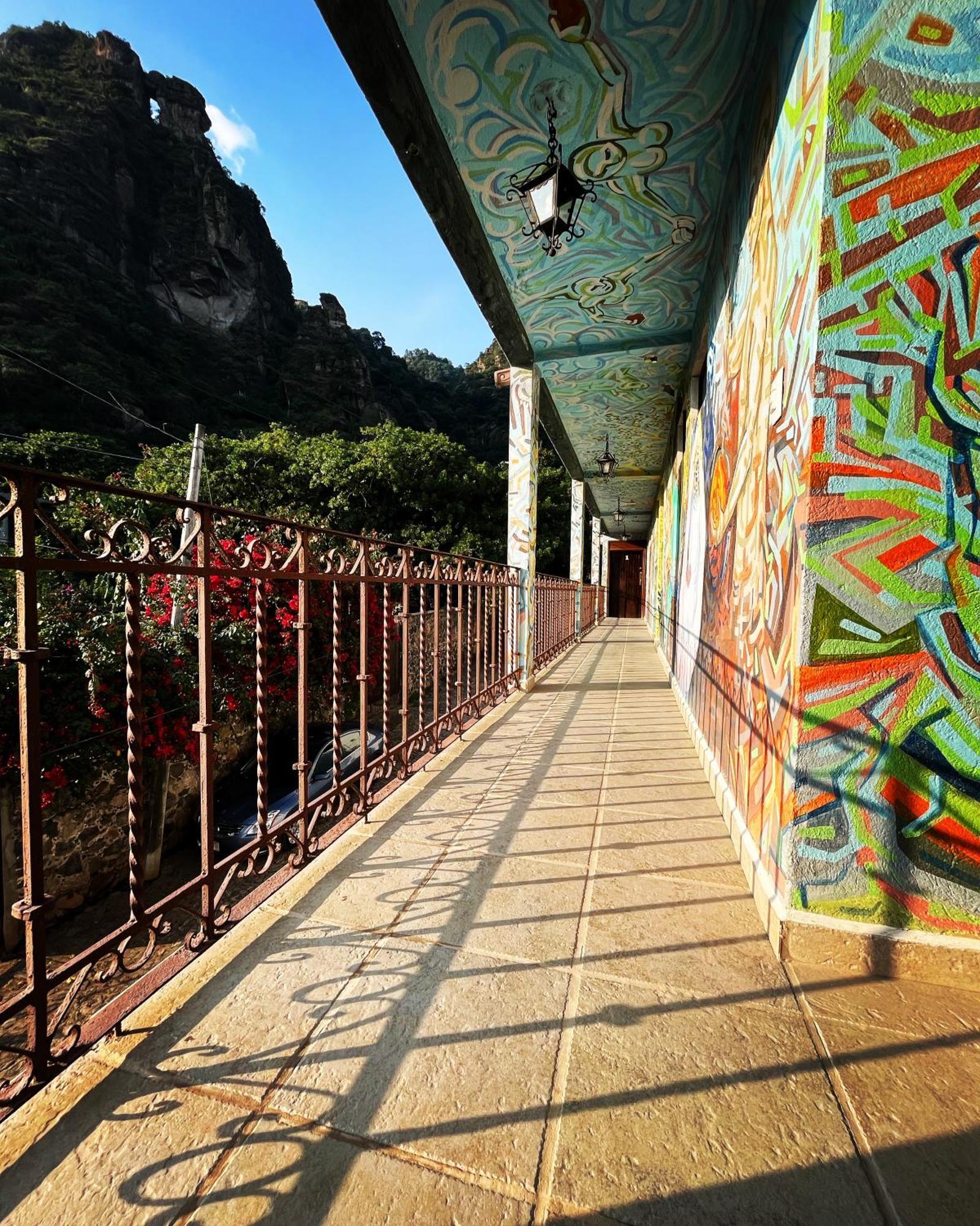 Hotel Hacienda Ventana Del Cielo เตโปซตลัน ภายนอก รูปภาพ